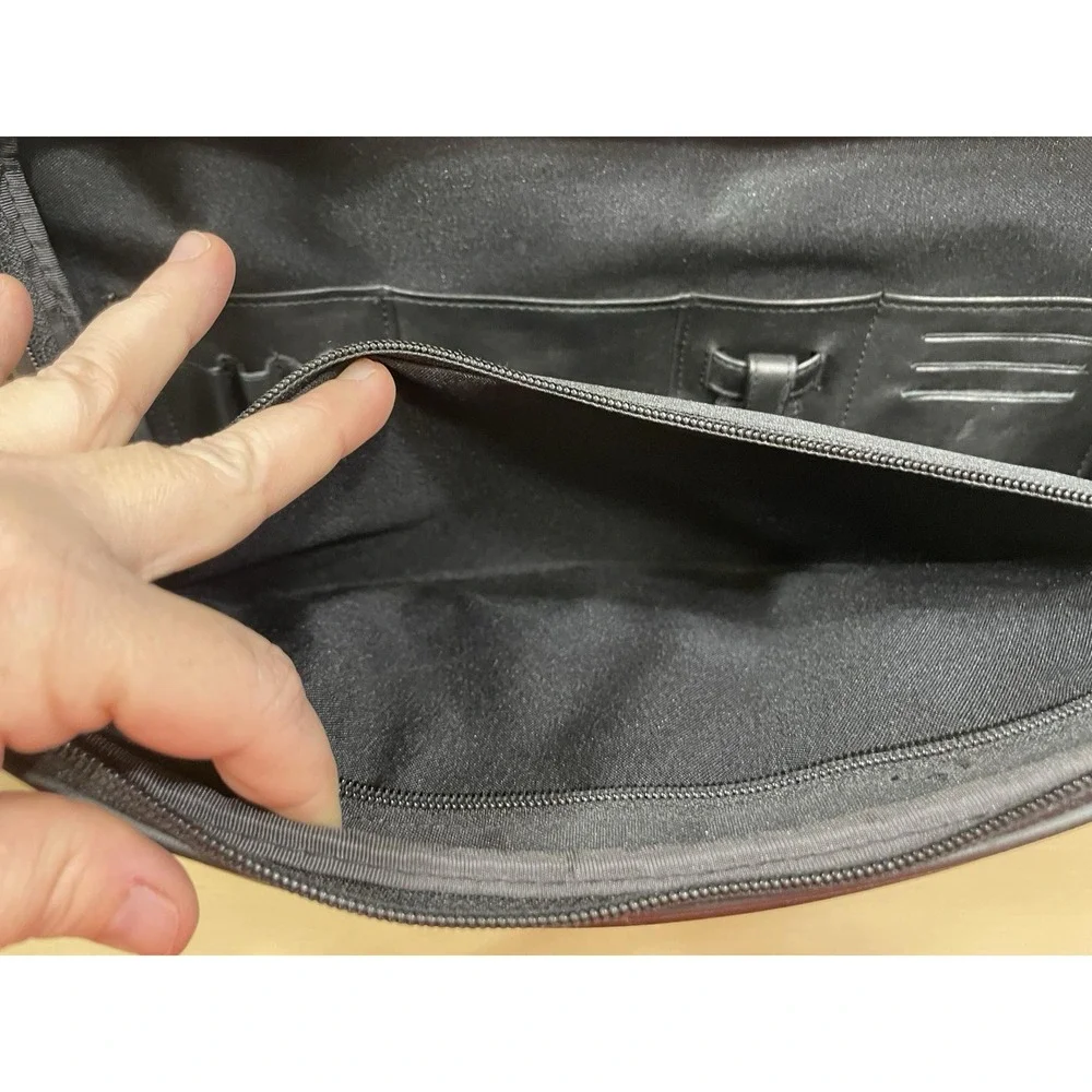 Levenger Evanger Leather Rolling Briefcase Laptop Bag Wheels Telescoping Handle